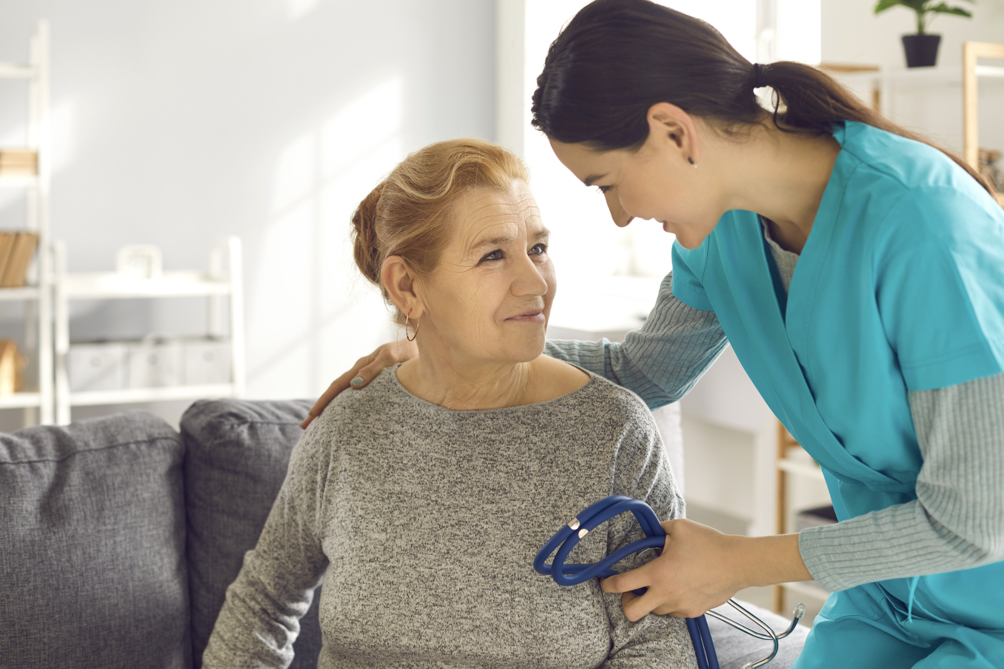 heart problem symptom woman